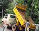 Karkal: Nelligudde villagers help Mescom to chop-off branches; restore electricity supply